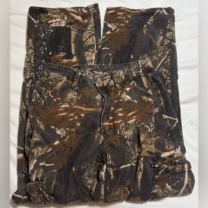 Women’s tall camo cargo jeans